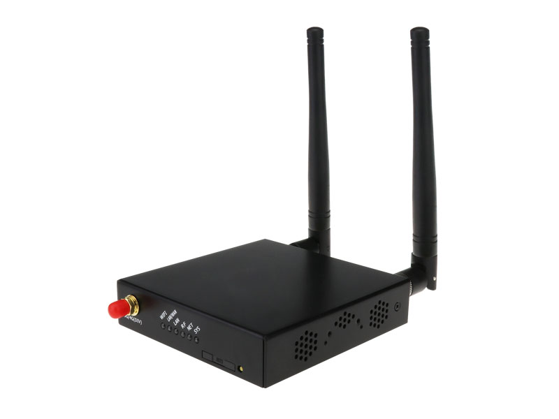 H8951 4G工业路由器